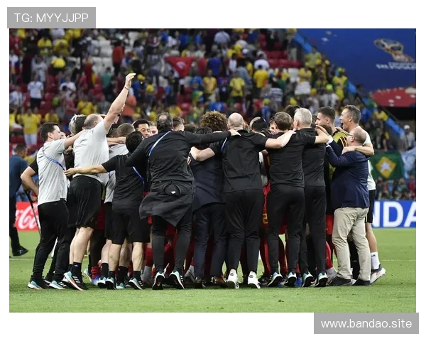 19岁门希克迈阿密大师赛强势击败菲斯挺进四强震撼全场表现亮眼秀 19岁门希克迈阿密大师赛强势击败菲斯挺进四强震撼全场表现亮眼秀